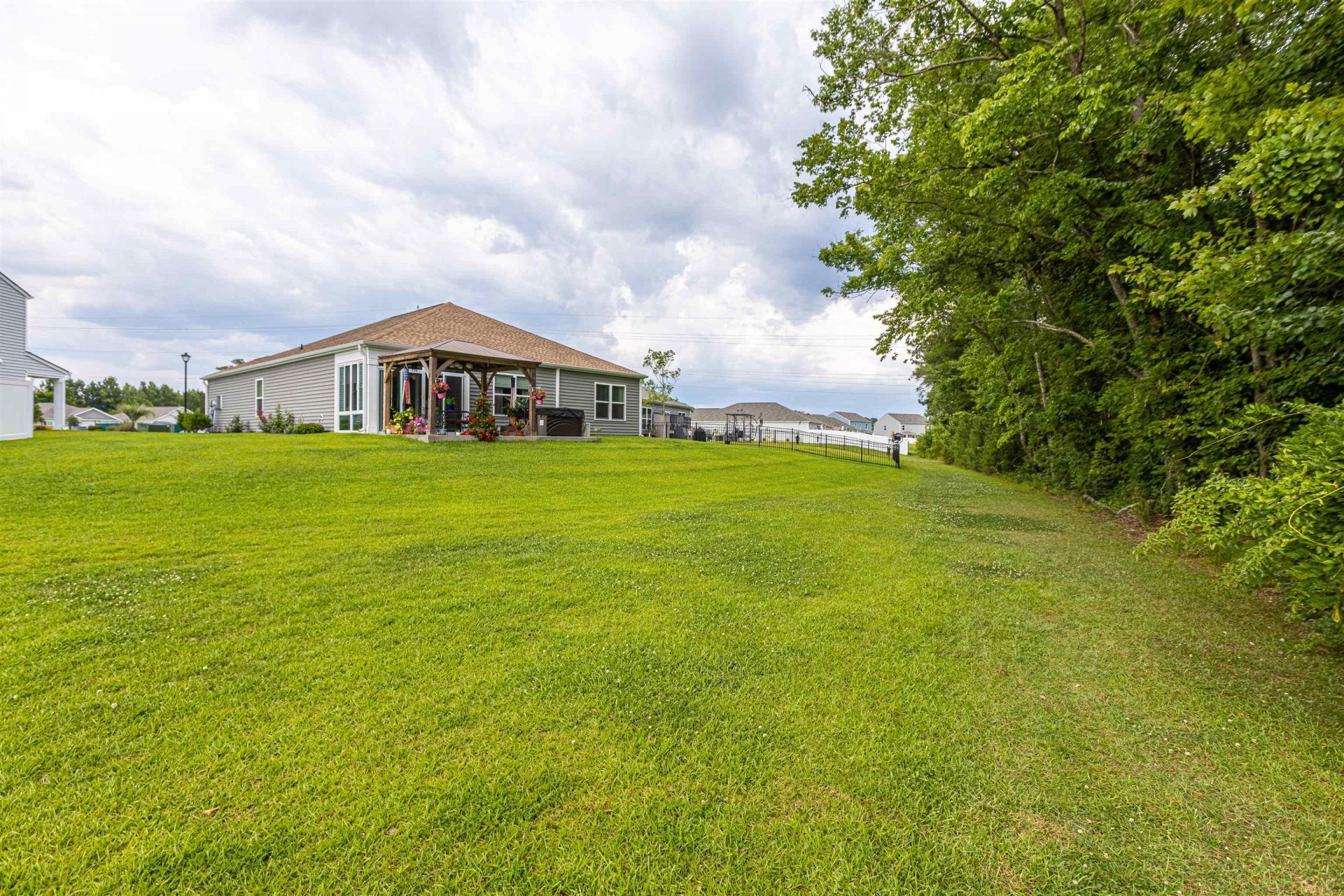 316 Spruce Pine Way  Photo 37