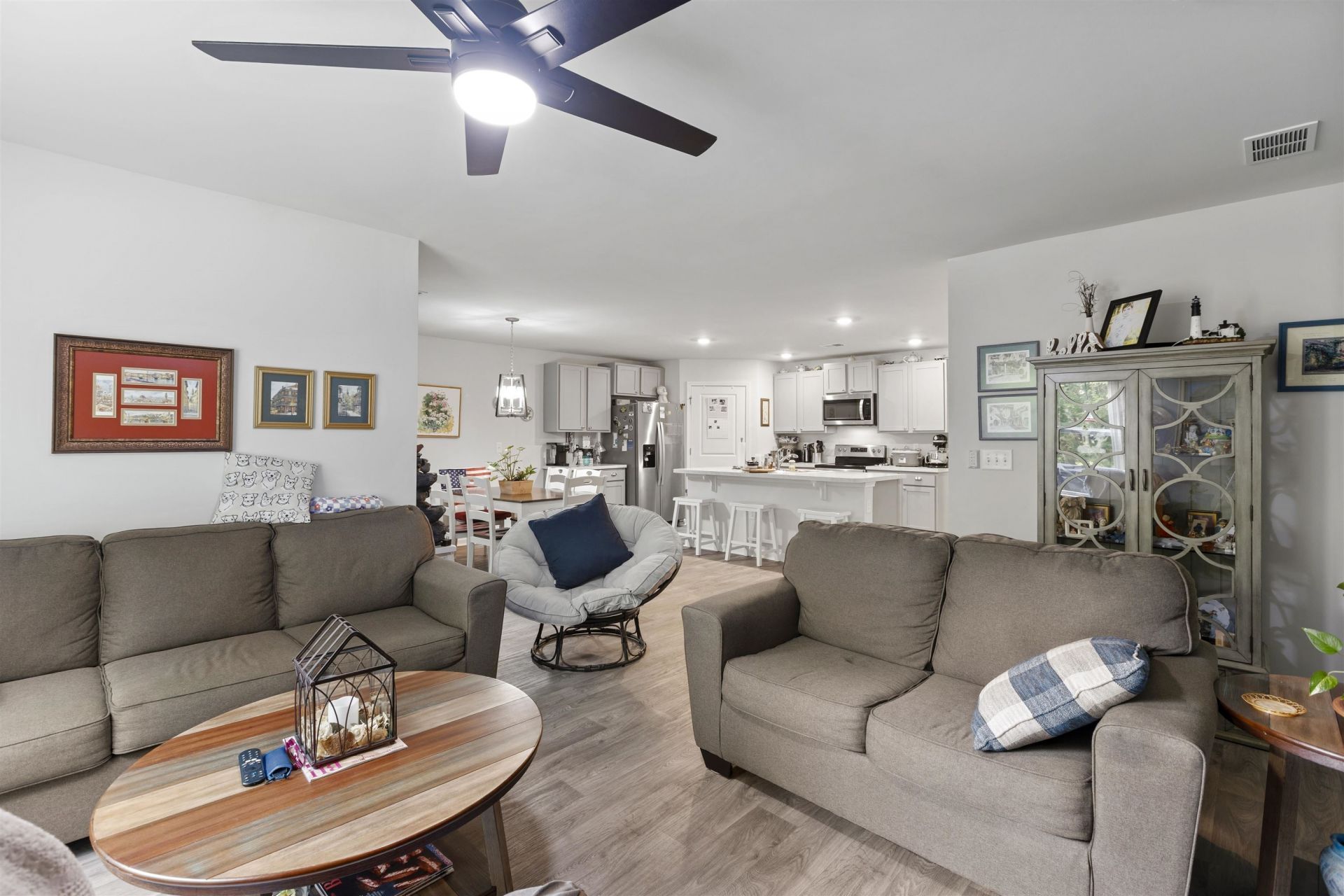 316 Spruce Pine Way  Photo 9