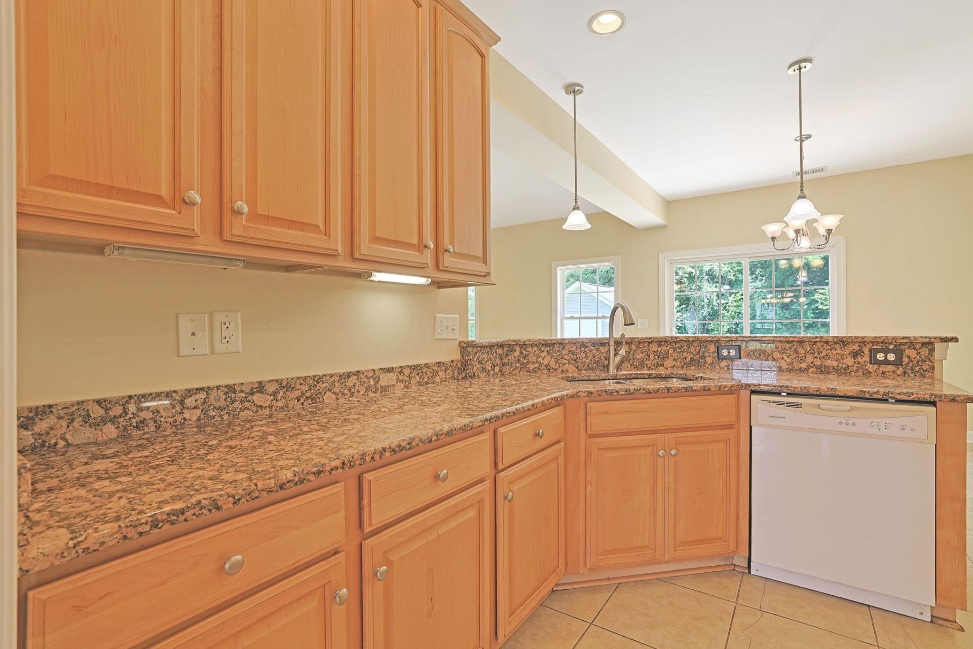 310 Moulton Dr.  Photo 13