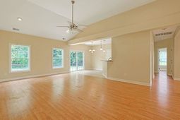 310 Moulton Dr.  photo 4