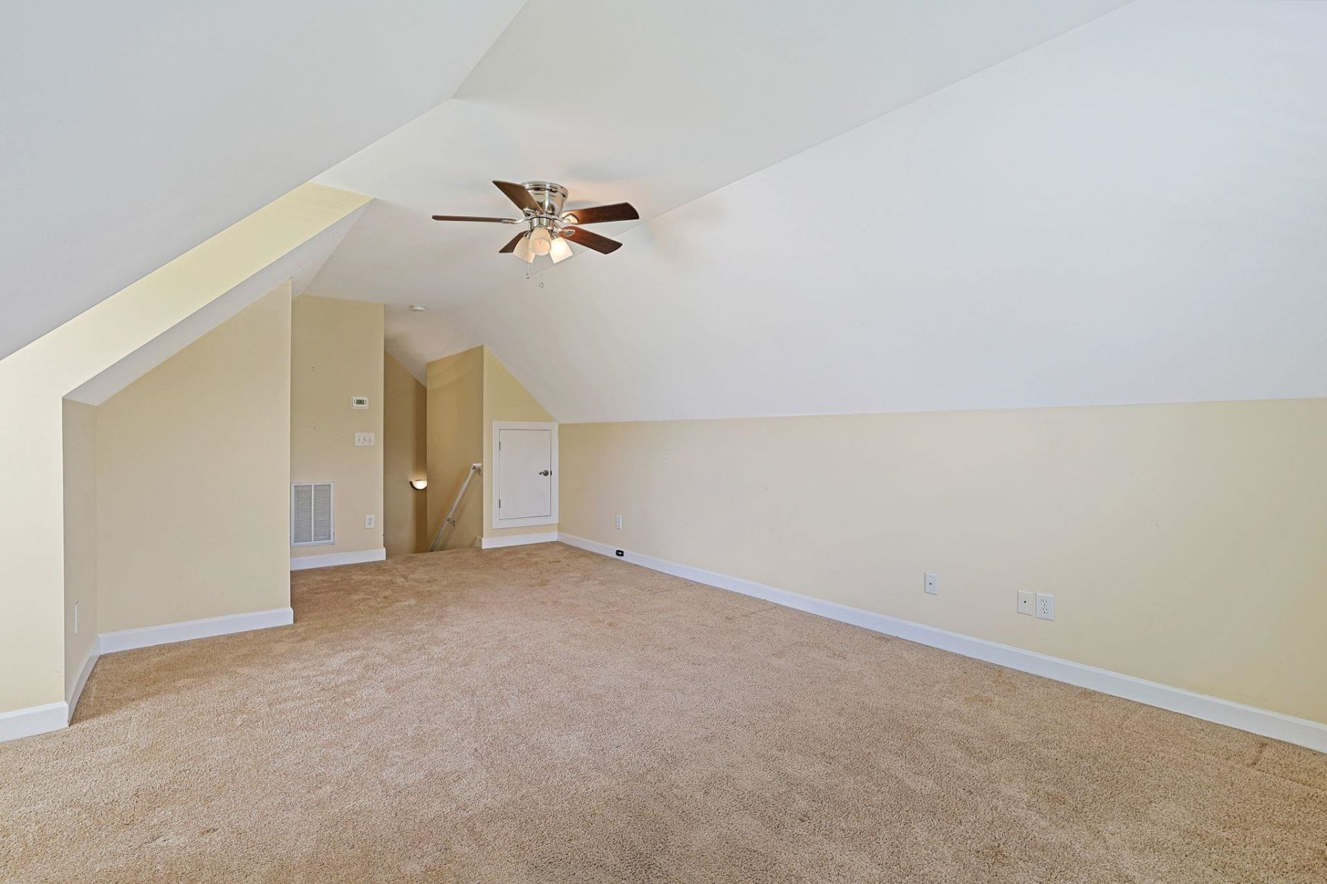 310 Moulton Dr.  Photo 31