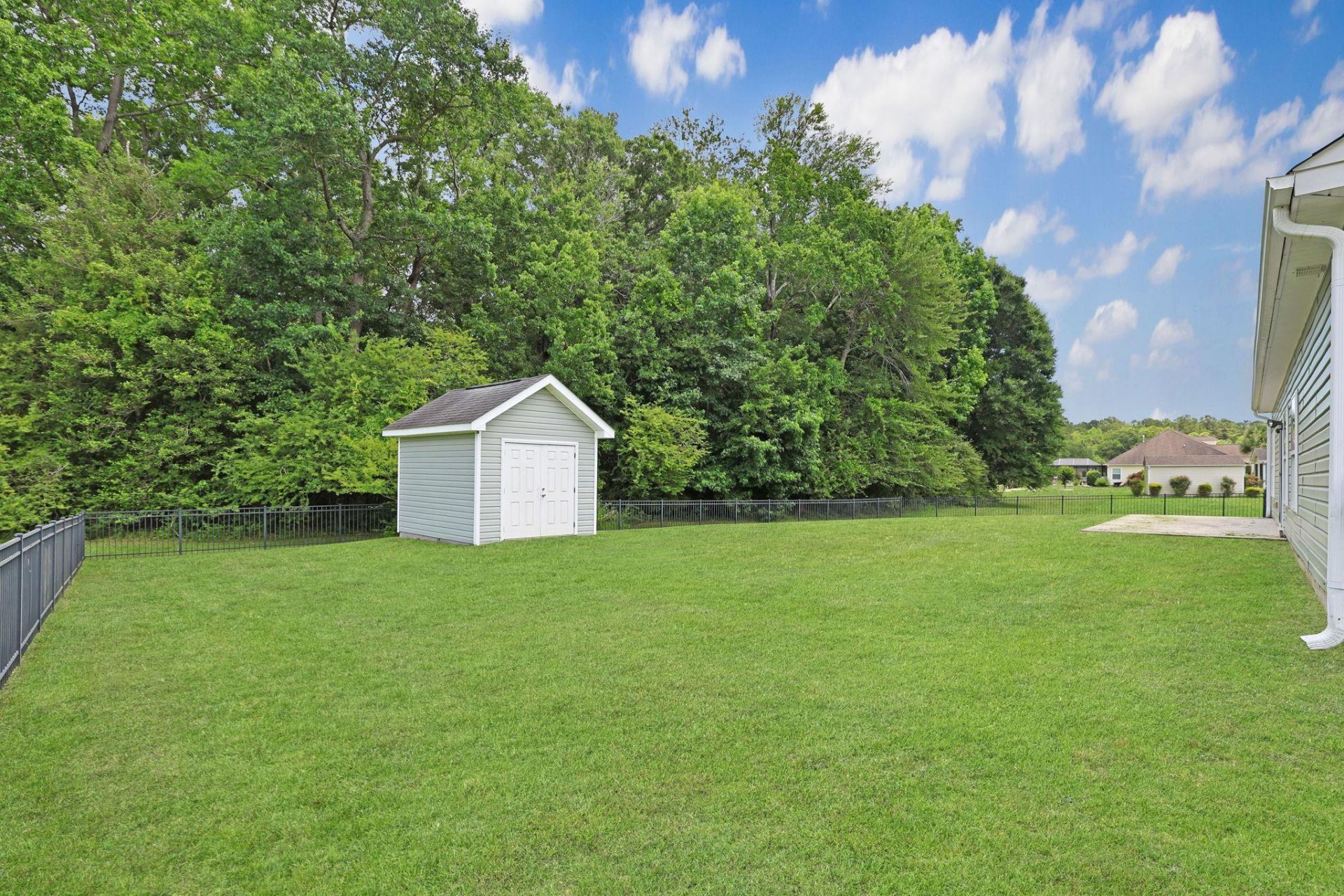310 Moulton Dr.  Photo 36