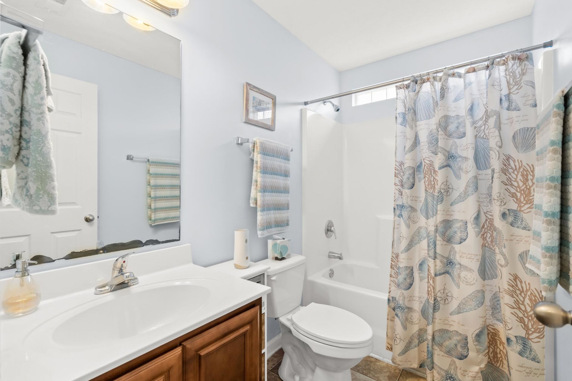 252 Hickory Springs Ct.  Photo 6