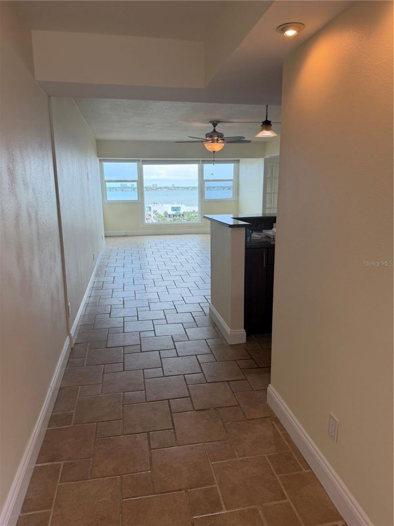 33 S Gulfstream Avenue , Unit 1001, Sarasota, FL 34236 Photo