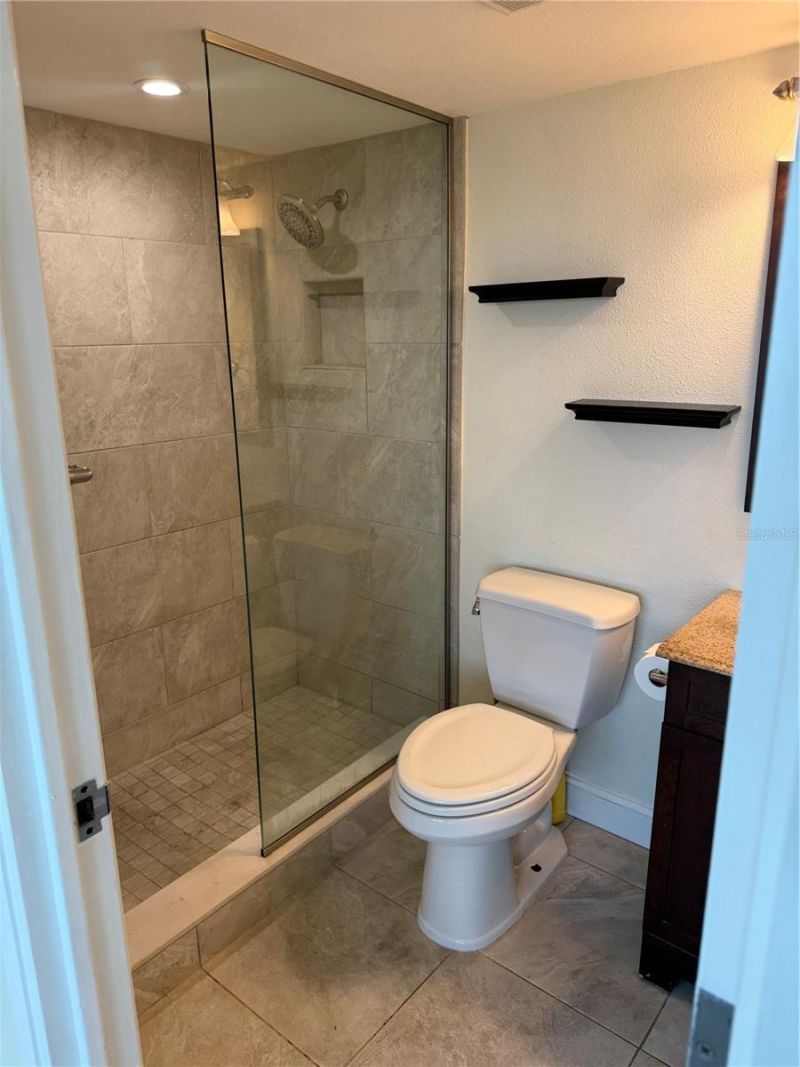 33 S Gulfstream Avenue , Unit 1001, Sarasota, FL 34236 Photo