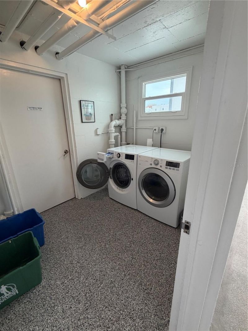 33 S Gulfstream Avenue , Unit 1001, Sarasota, FL 34236 Photo