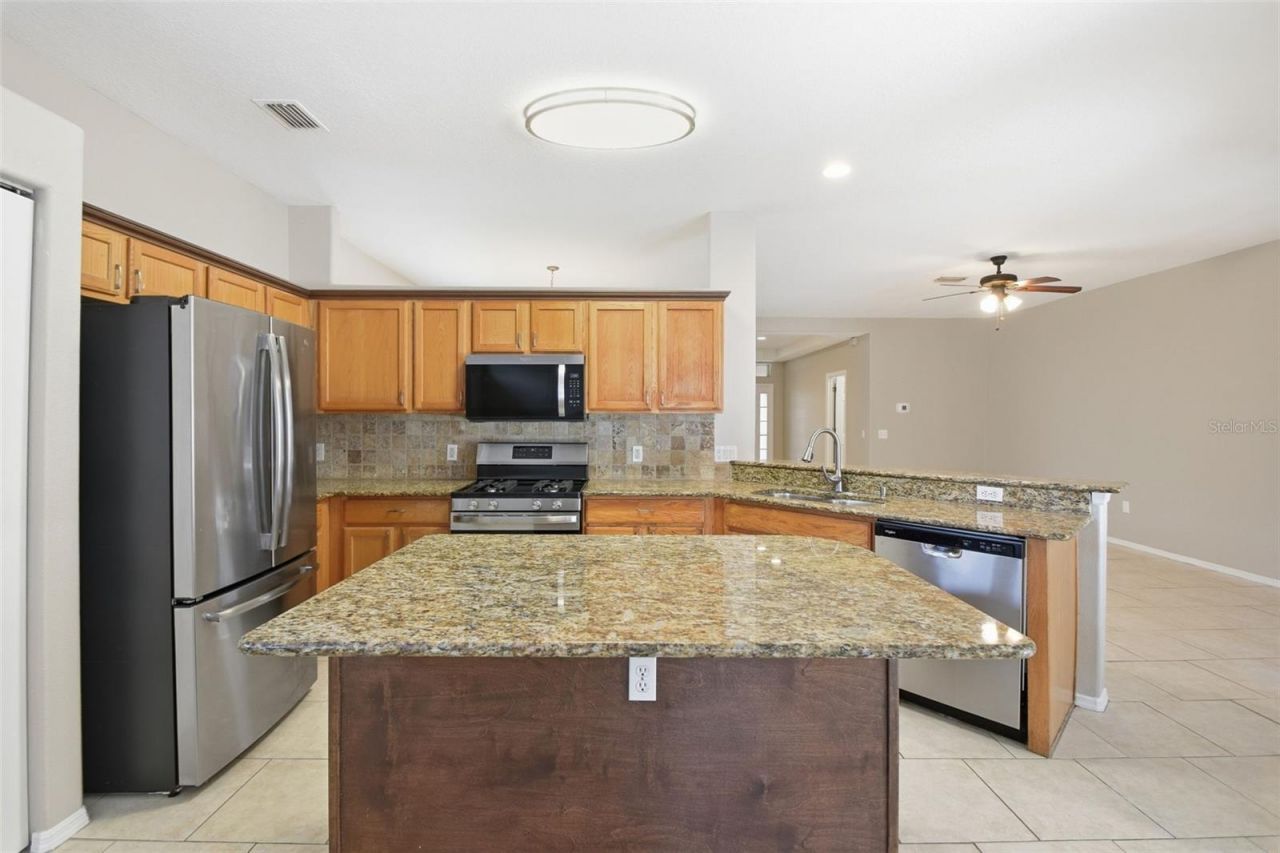 12521 Tall Pines Way, Bradenton, FL 34202 Photo