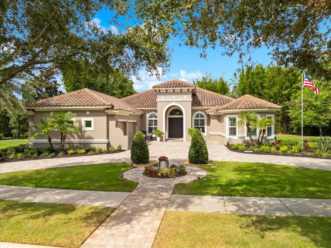 9227 Tillinghast Drive, Tampa, FL 33626 Photo