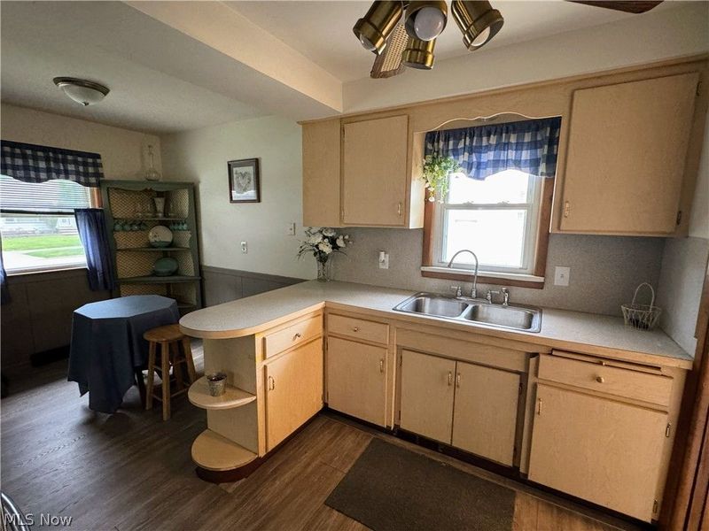 1322 Caryl Drive, Bedford, OH 44146 Photo 6