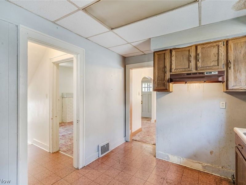 139 N Hazelwood Avenue, Youngstown, OH 44509 Photo 18