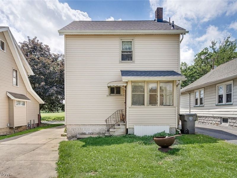 139 N Hazelwood Avenue, Youngstown, OH 44509 Photo 8