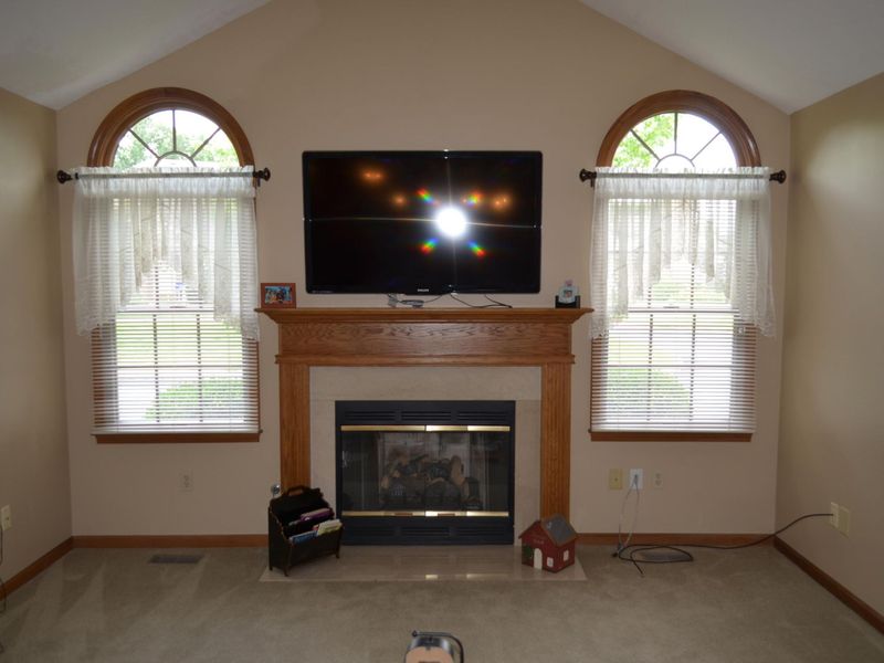 858 Trent Close , Springfield, OH 45503 Photo 4