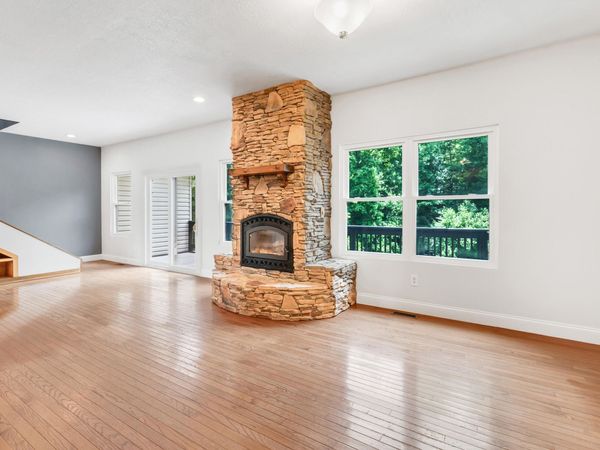 128 County Road 755, Riceville, TN 37370