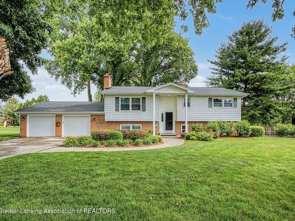 3526 W Howell Road, Mason, MI 48854