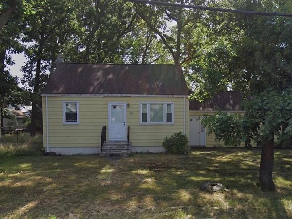 906 Englishtown Road, OLD BRIDGE, NJ 08857