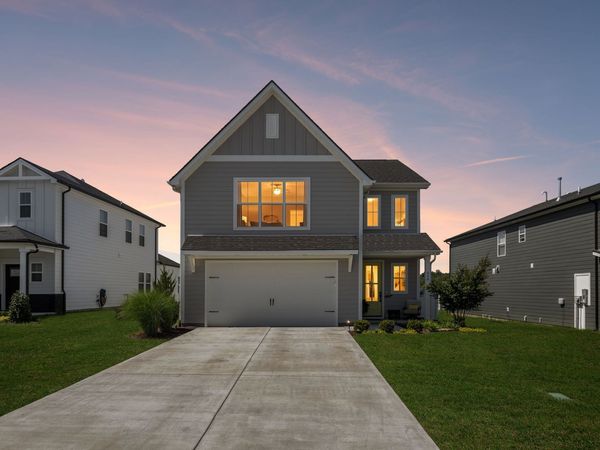 648 Whitetail Court , Smyrna, TN 37167