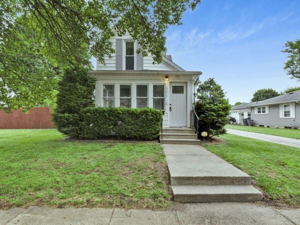 220 Crescent Street, Elkhart, IN 46516