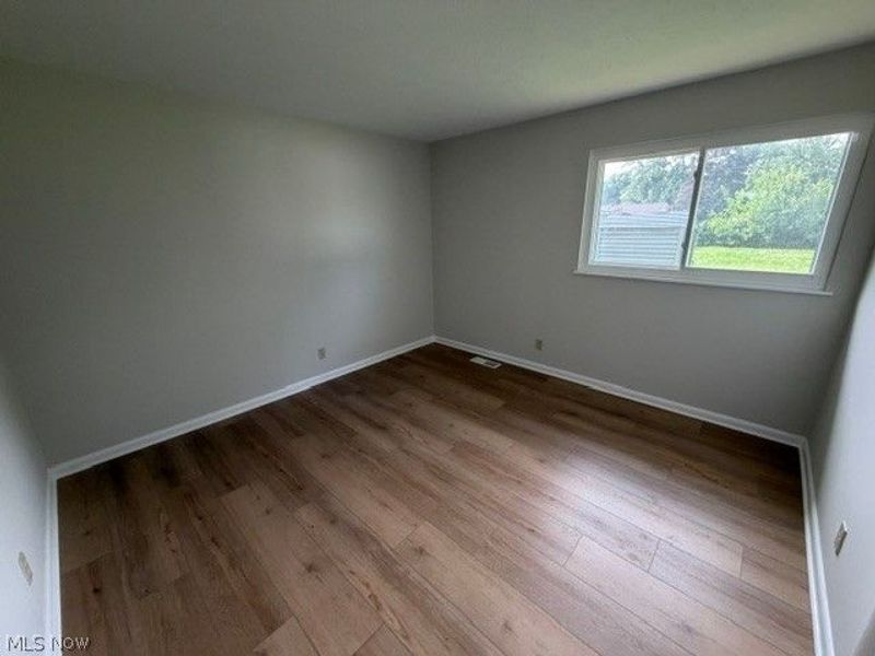 823 Stanford Avenue, Elyria, OH 44035 Photo 8