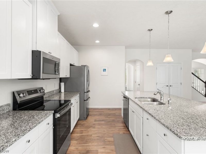35191 Katlin Court, Avon, OH 44011 Photo 10