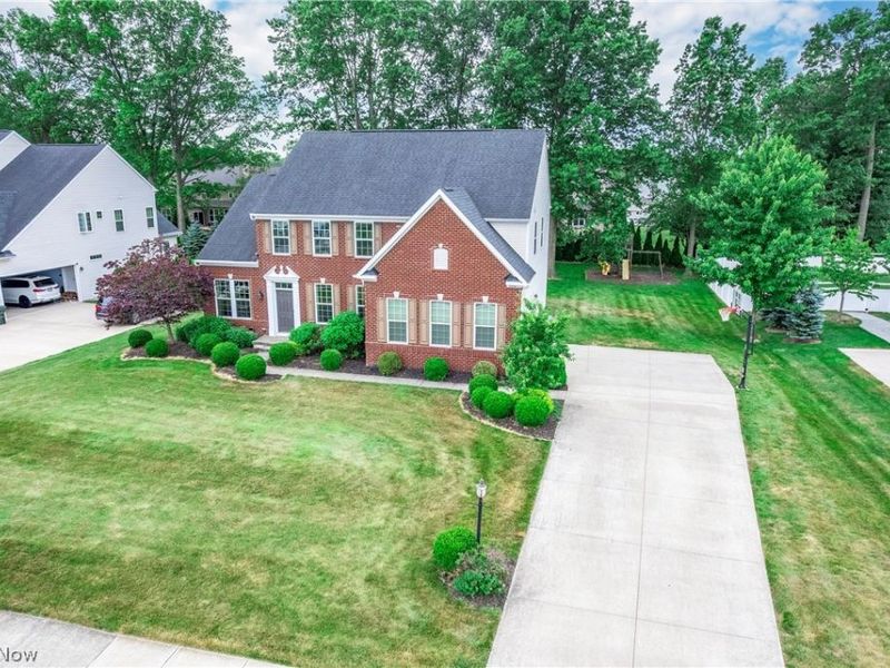 35191 Katlin Court, Avon, OH 44011 Photo 3