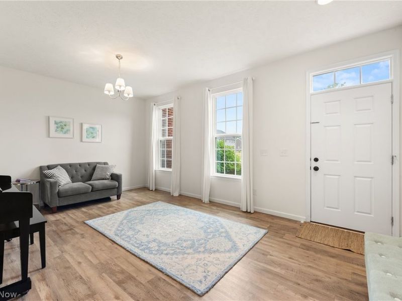 35191 Katlin Court, Avon, OH 44011 Photo 7