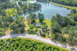 1240 Ponderosa Drive  photo 4