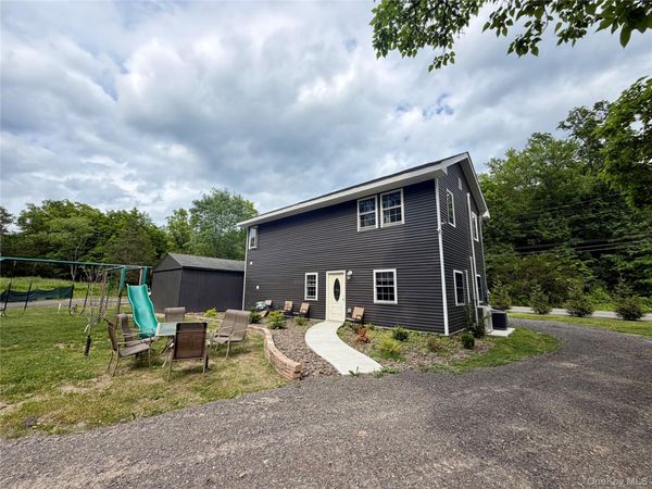 335 State Route 32 N, New Paltz, NY 12561