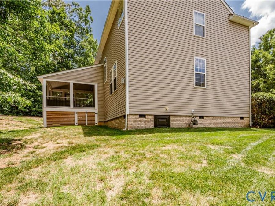 Property Image 100