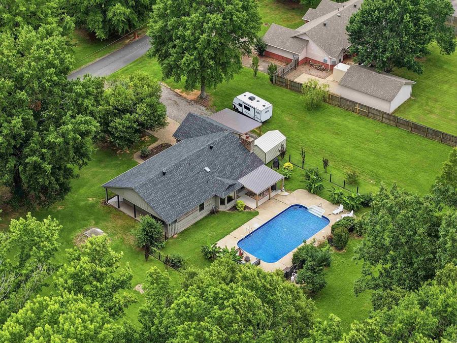 Property Image 37