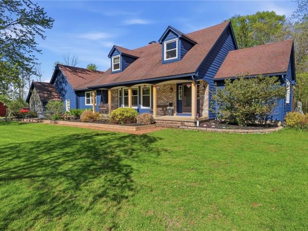1774 Manitou Road , Spencerport, NY 14559