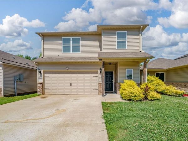 12540 Waterbury Way , Moundville, AL 35474