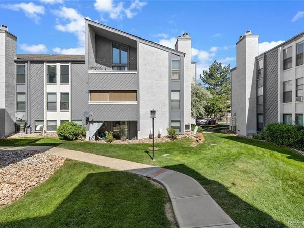 9867 E Peakview Avenue , Unit E1, Englewood, CO 80111