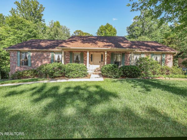 105 Claymore Lane, Oak Ridge, TN 37830