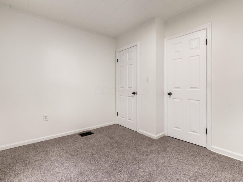 1635 S Champion Avenue , Columbus, OH 43207 Photo 8