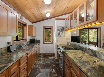 121 Tiger Tail Road, Olympic Valley, CA 96146 Photo