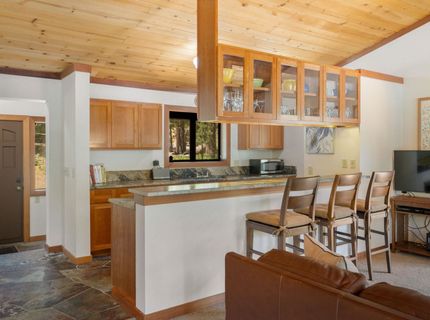 121 Tiger Tail Road, Olympic Valley, CA 96146 Photo