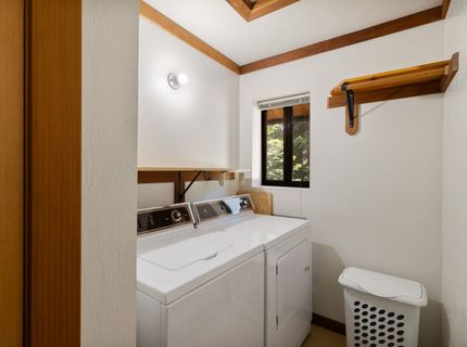 121 Tiger Tail Road, Olympic Valley, CA 96146 Photo