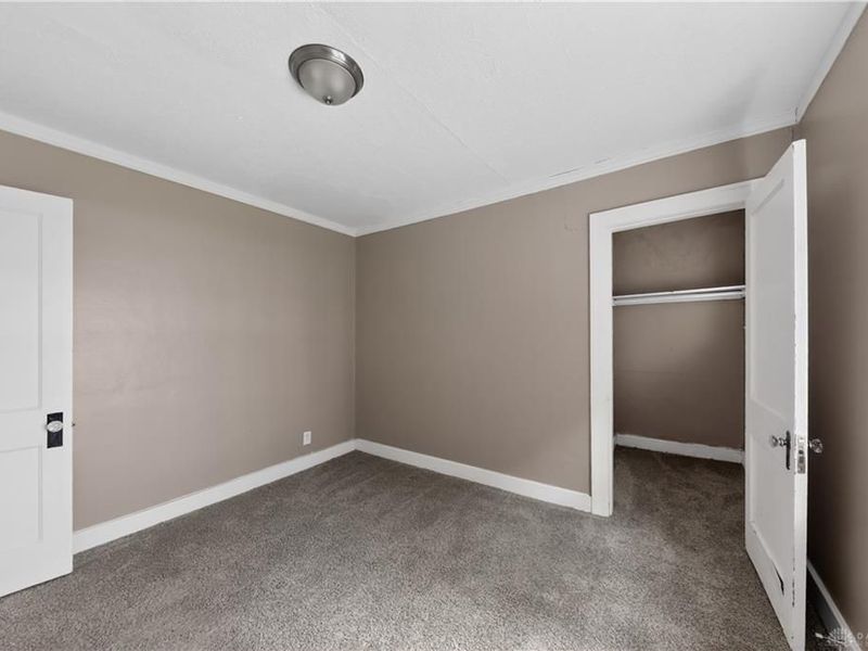 521 W Parkwood Drive, Dayton, OH 45405 Photo 16