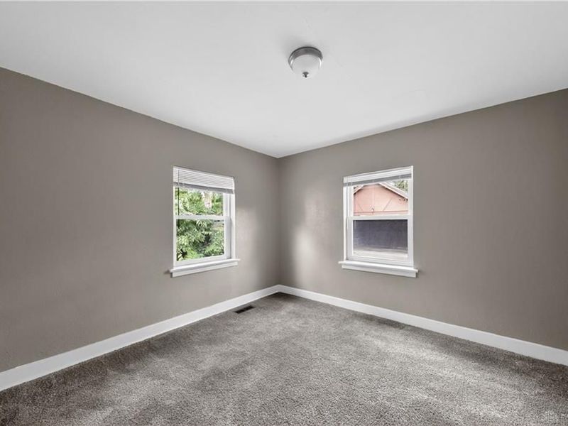 521 W Parkwood Drive, Dayton, OH 45405 Photo 19