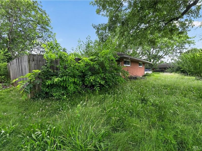 4730 Joyce Drive, Kettering, OH 45439 Photo 5