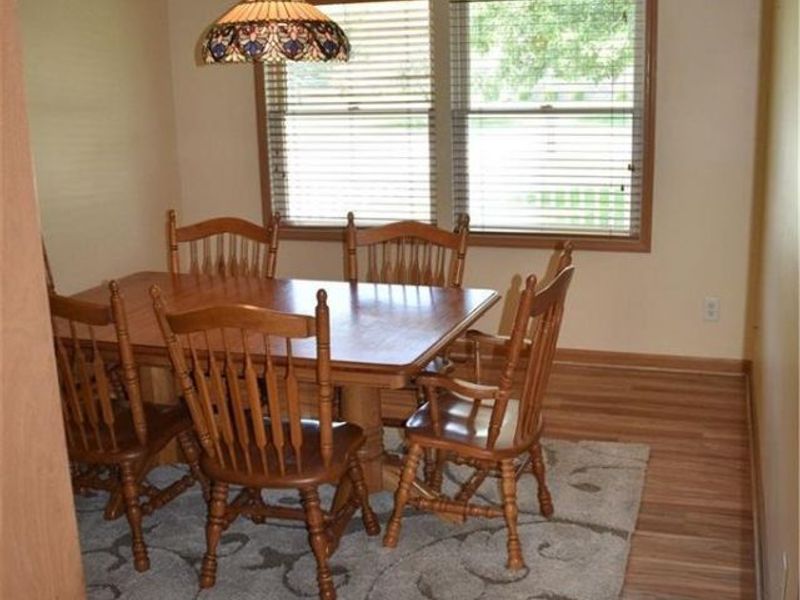 2284 Katherine Boulevard, Bethel Township, OH 45341 Photo 7