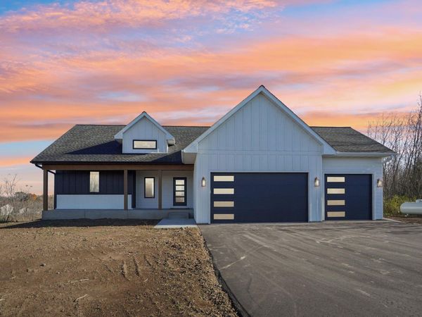 18866 Silo Court , Shafer, MN 55074
