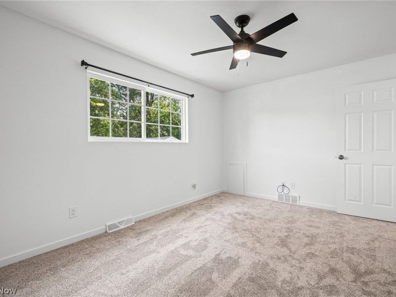 864 Wilder Avenue, Elyria, OH 44035 Photo 21