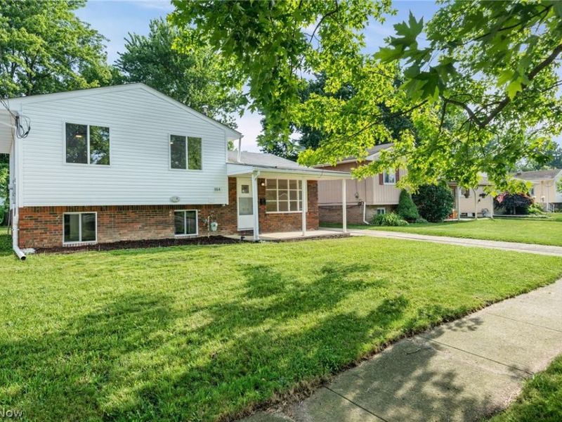 864 Wilder Avenue, Elyria, OH 44035 Photo 4