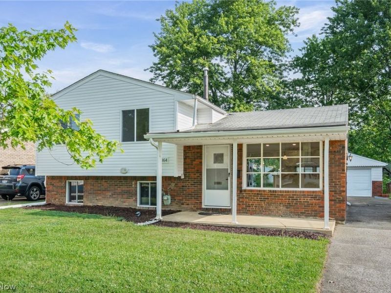 864 Wilder Avenue, Elyria, OH 44035 Photo 5