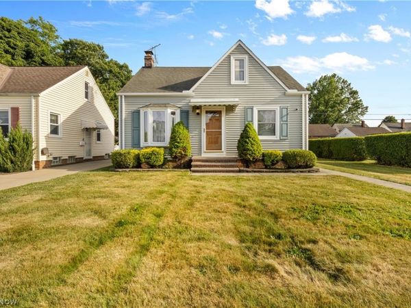 5915 Forest Avenue, Parma, OH 44129
