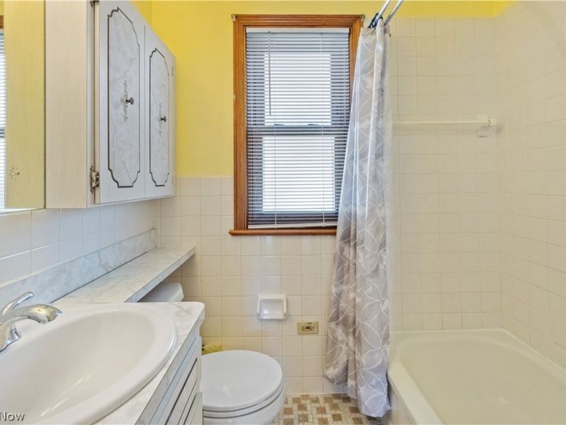 5915 Forest Avenue, Parma, OH 44129 Photo 7