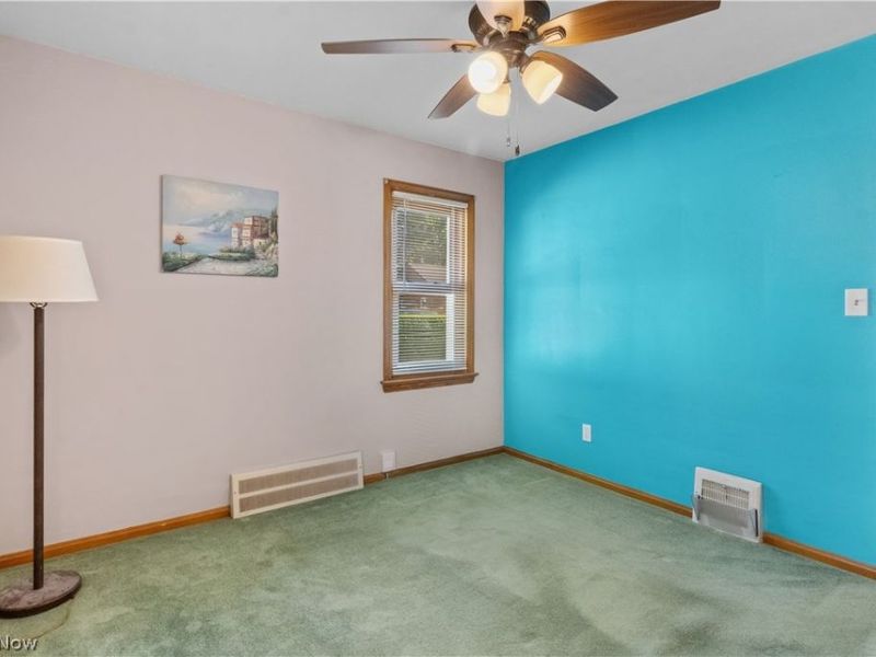 5915 Forest Avenue, Parma, OH 44129 Photo 8
