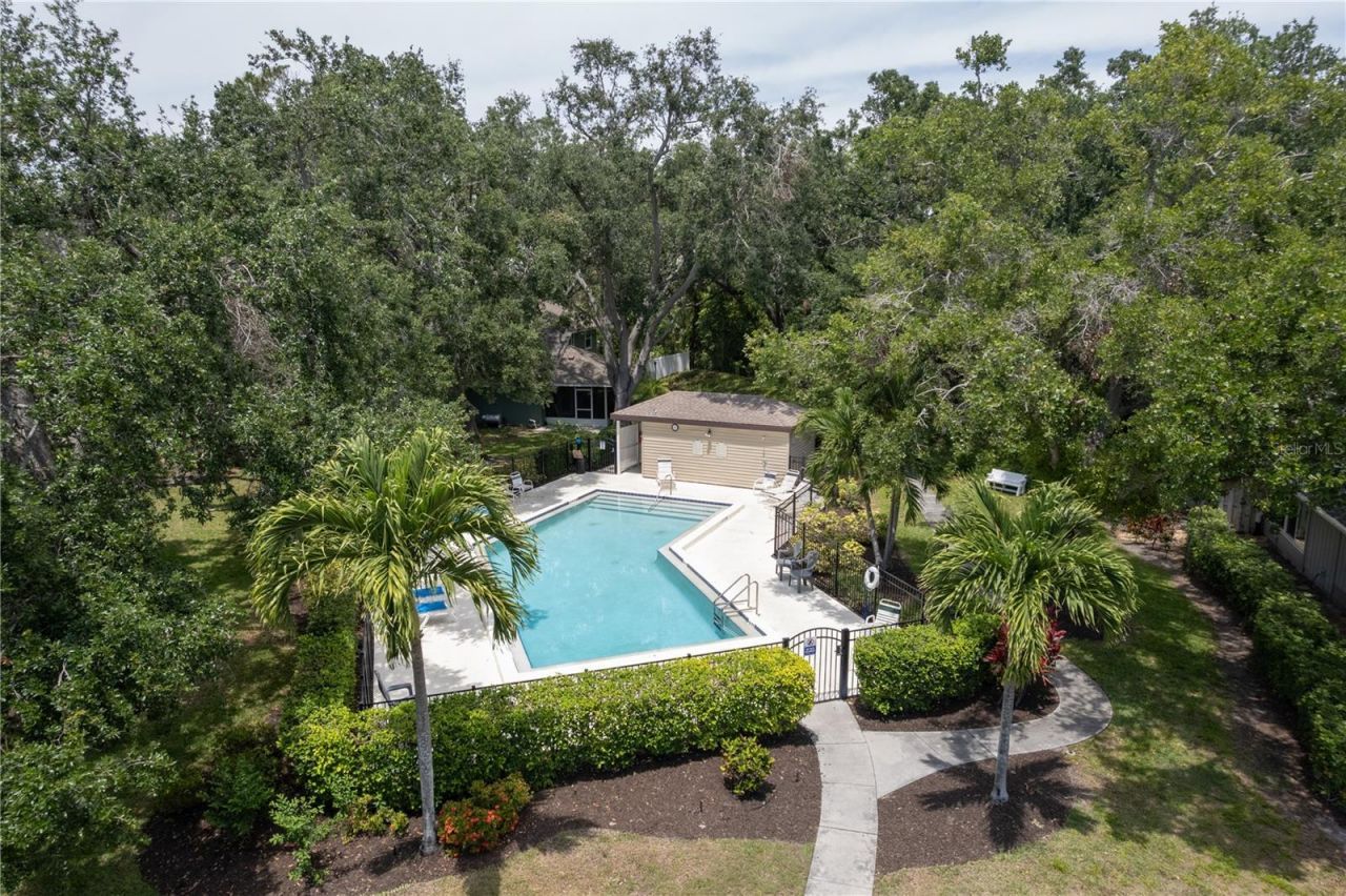 6908 Arbor Oaks Circle , Bradenton, FL 34209 Photo