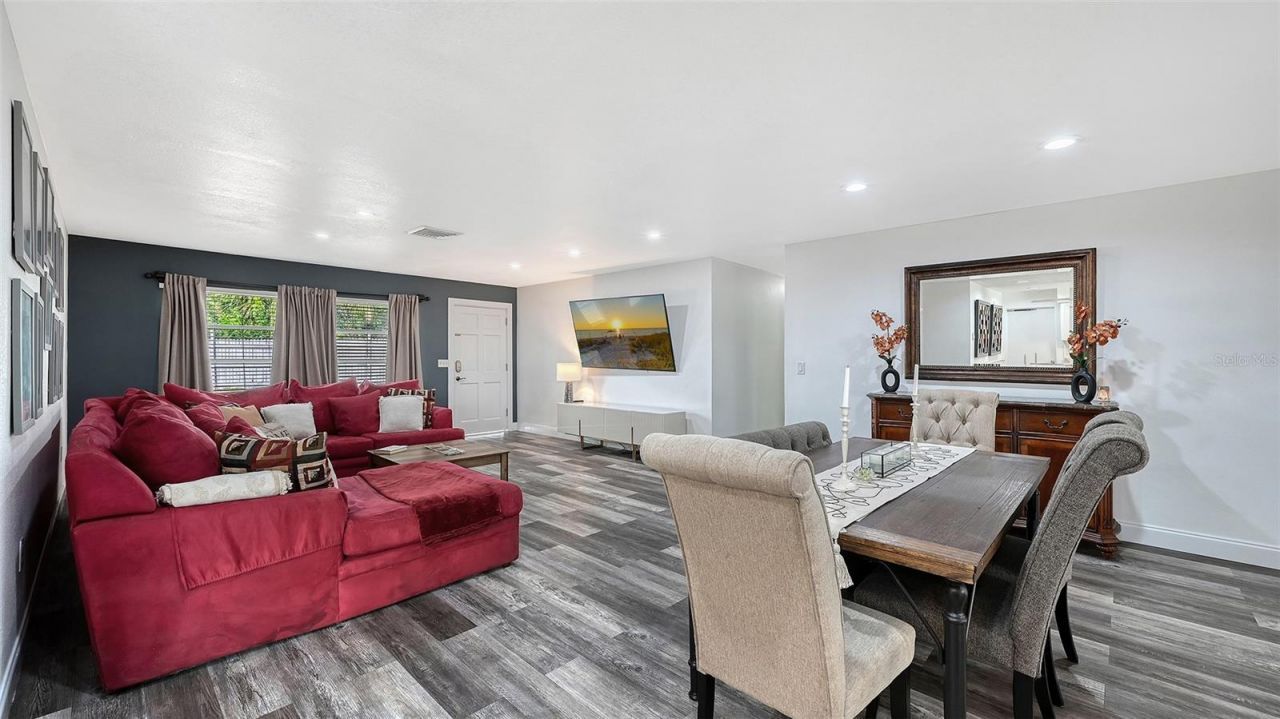 2103 Lusitania Drive, Sarasota, FL 34231 Photo